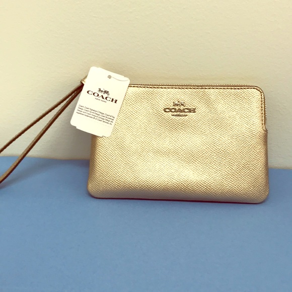 🆕Authentic Platinum Coach Wristlet🆕 - Picture 3 of 5